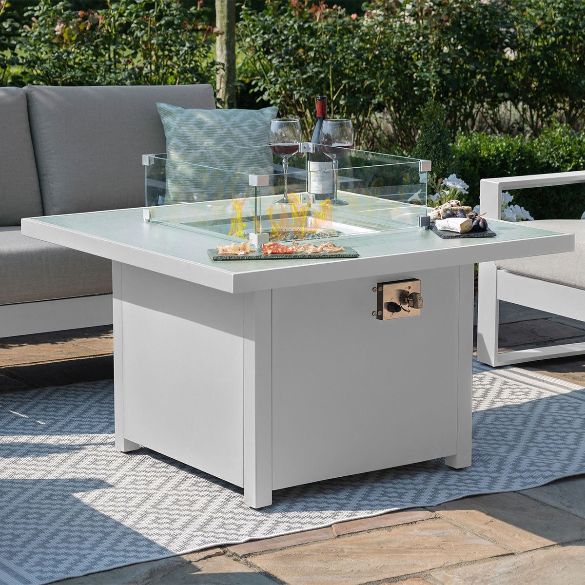 Maze - Amalfi 3 Seat Aluminium Sofa Set with Fire Pit Table - White