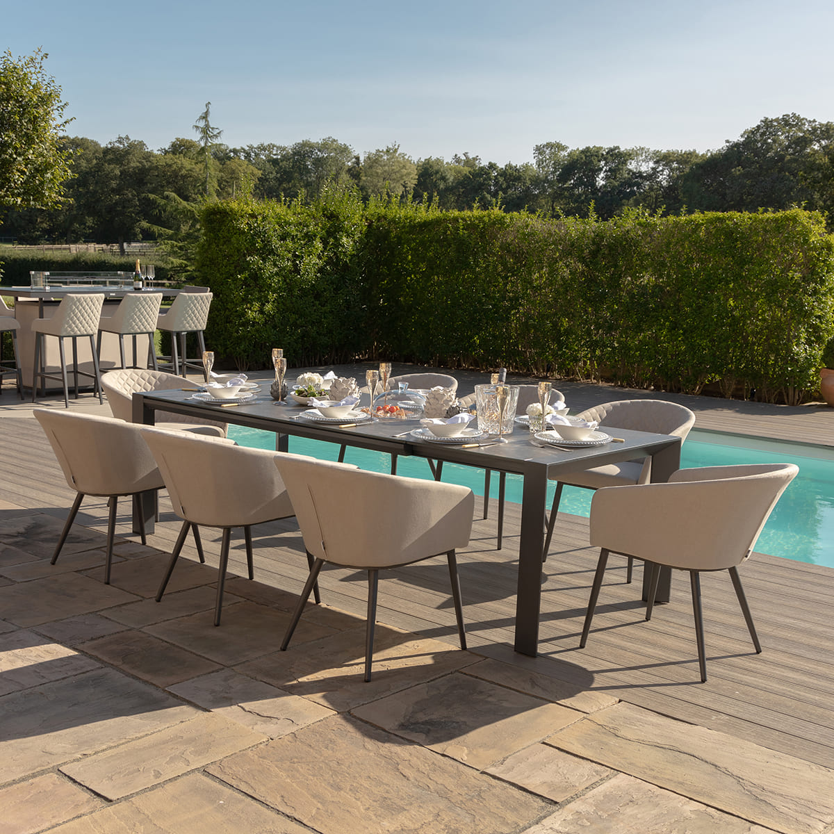Maze - Outdoor Fabric Ambition 10 Seat Extending Dining Set - Oatmeal