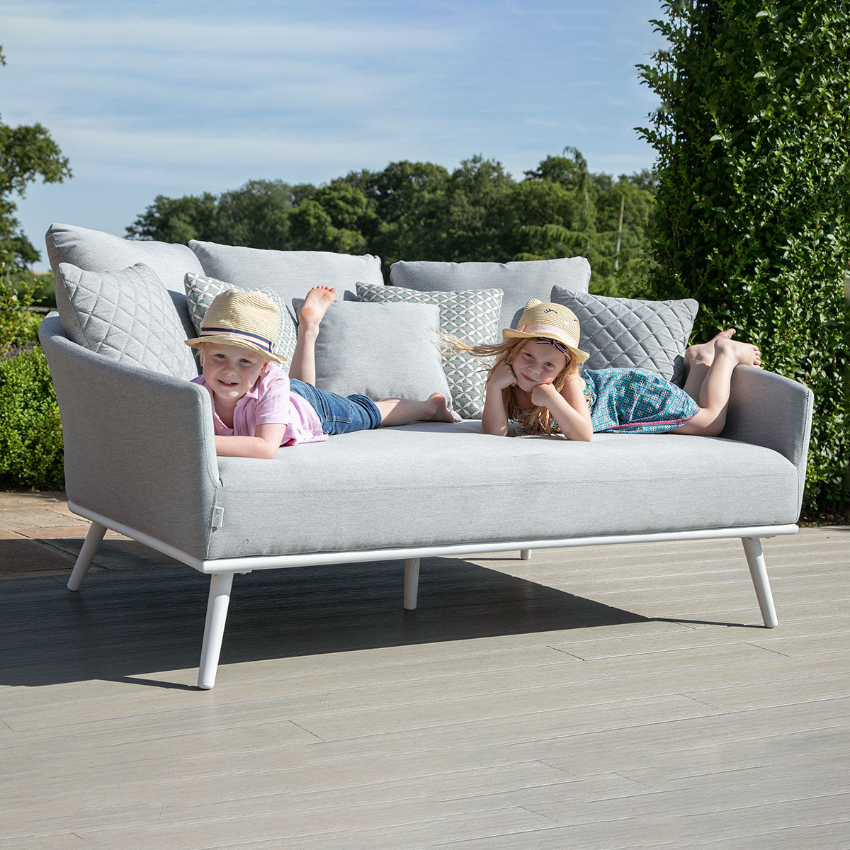 Maze - Outdoor Fabric Ark Daybed - Lead Chine