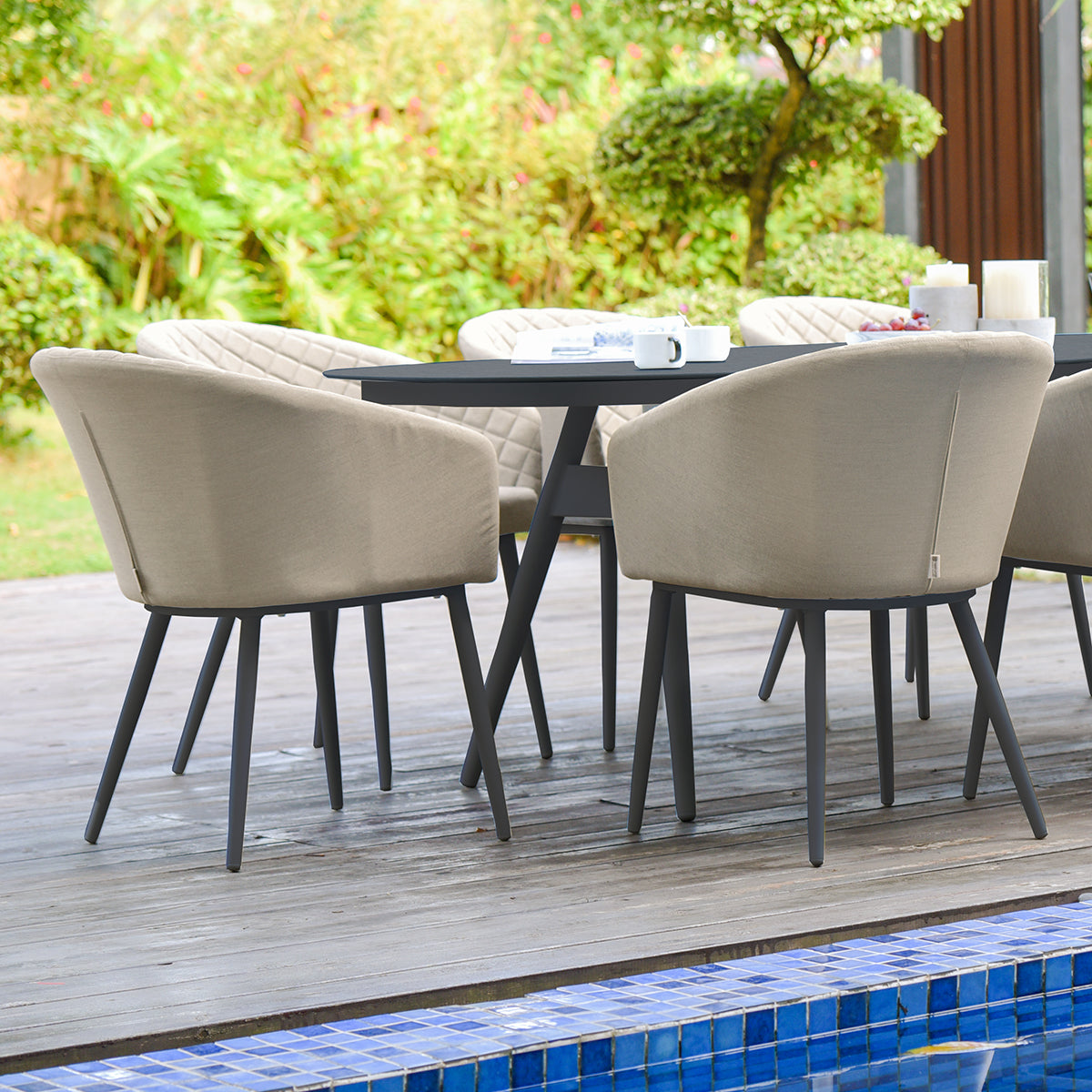 Maze - Outdoor Fabric Ambition 8 Seat Oval Dining Set - Oatmeal