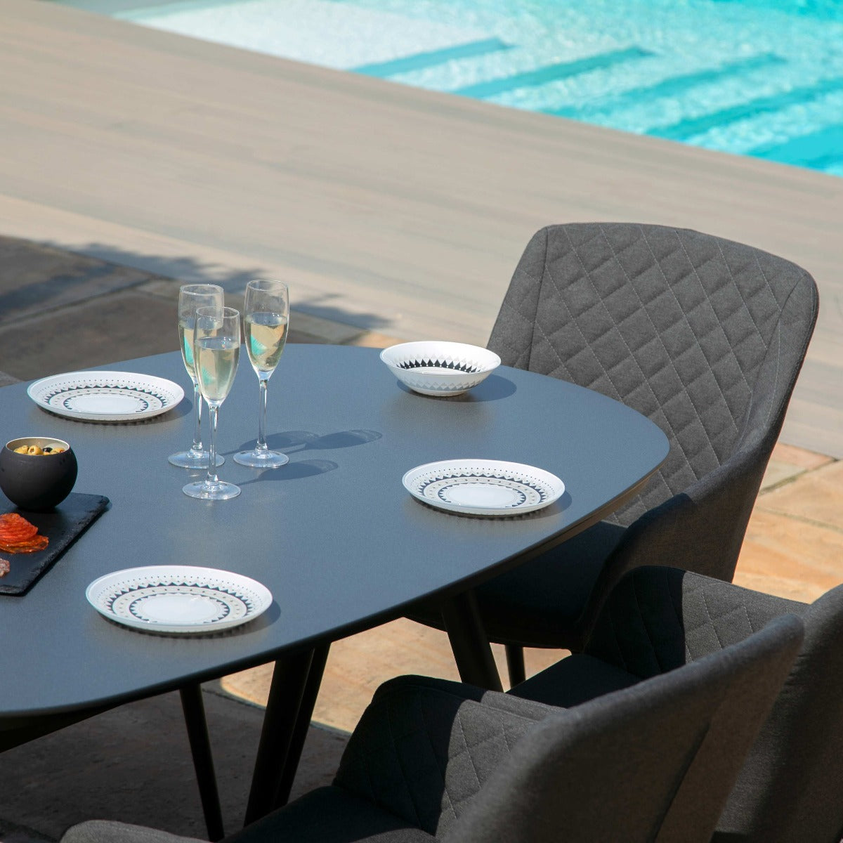 Maze - Outdoor Fabric Zest 6 Seat Oval Dining Set - Charcoal