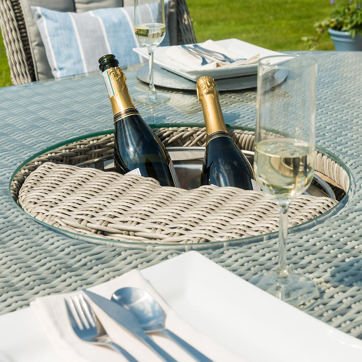 Maze - Oxford - Venice 6 Seat Round Rattan Dining Set with Ice Bucket & Lazy Susan