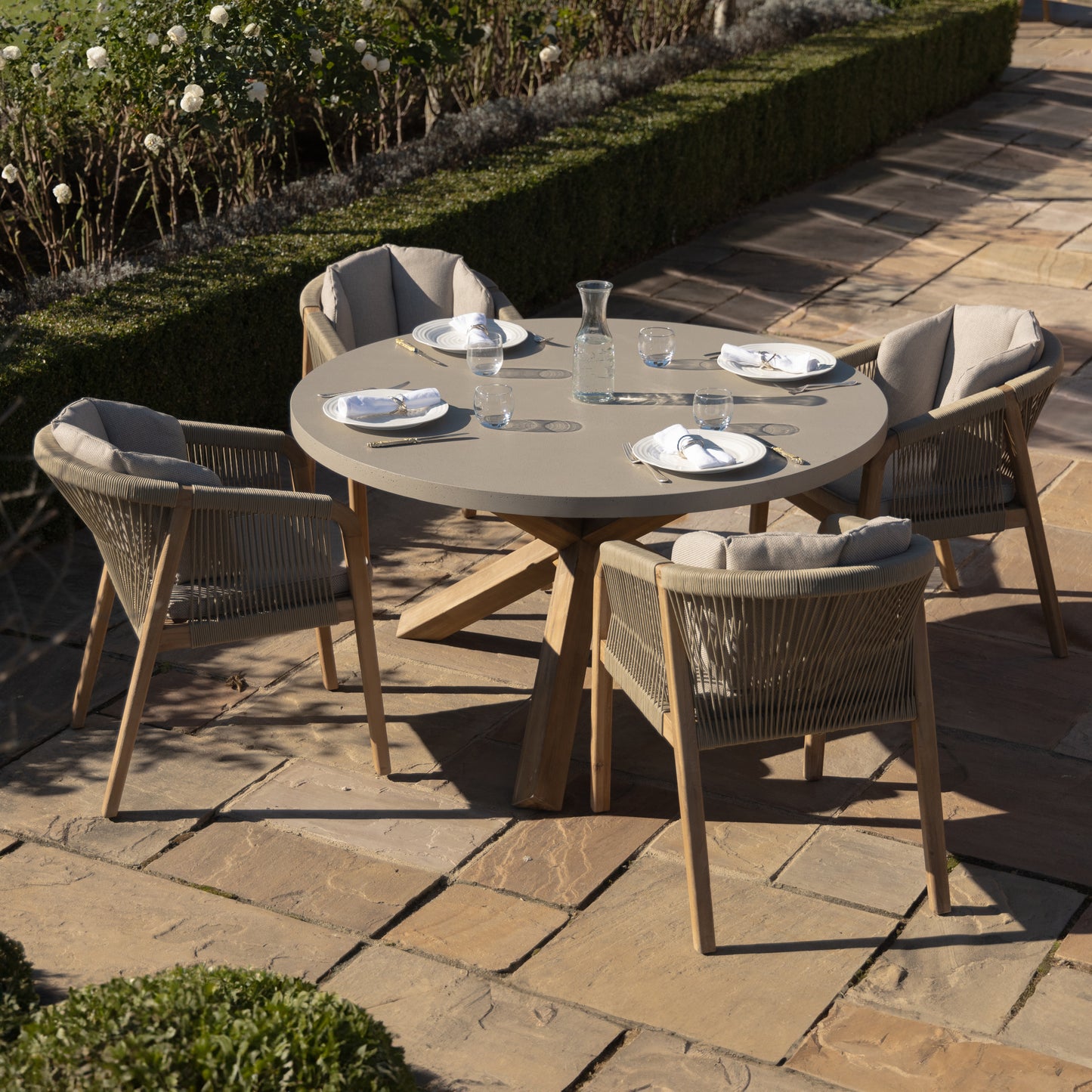 Maze - Martinique Rope Weave 4 Seat Round Dining Set