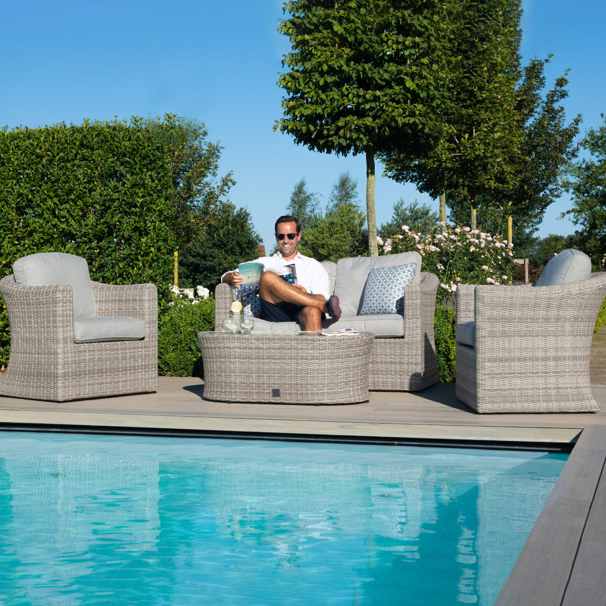 Maze - Oxford 2 Seat Rattan Sofa Set